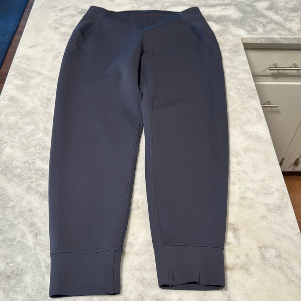 Lululemon joggers 10